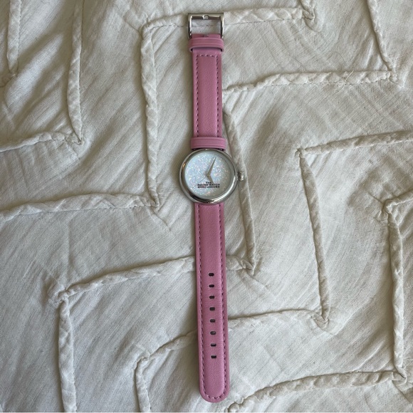 Marc Jacobs The Round Watch 32mm Pink Leather Band Iridescent Watch Face - Picture 8 of 13